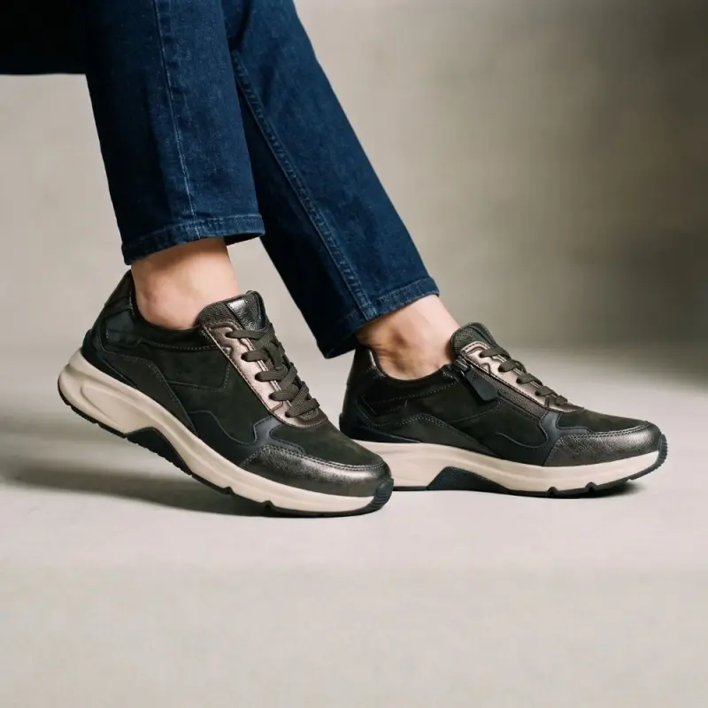 Gabor Rollingsoft Sneakers Donkerbruin